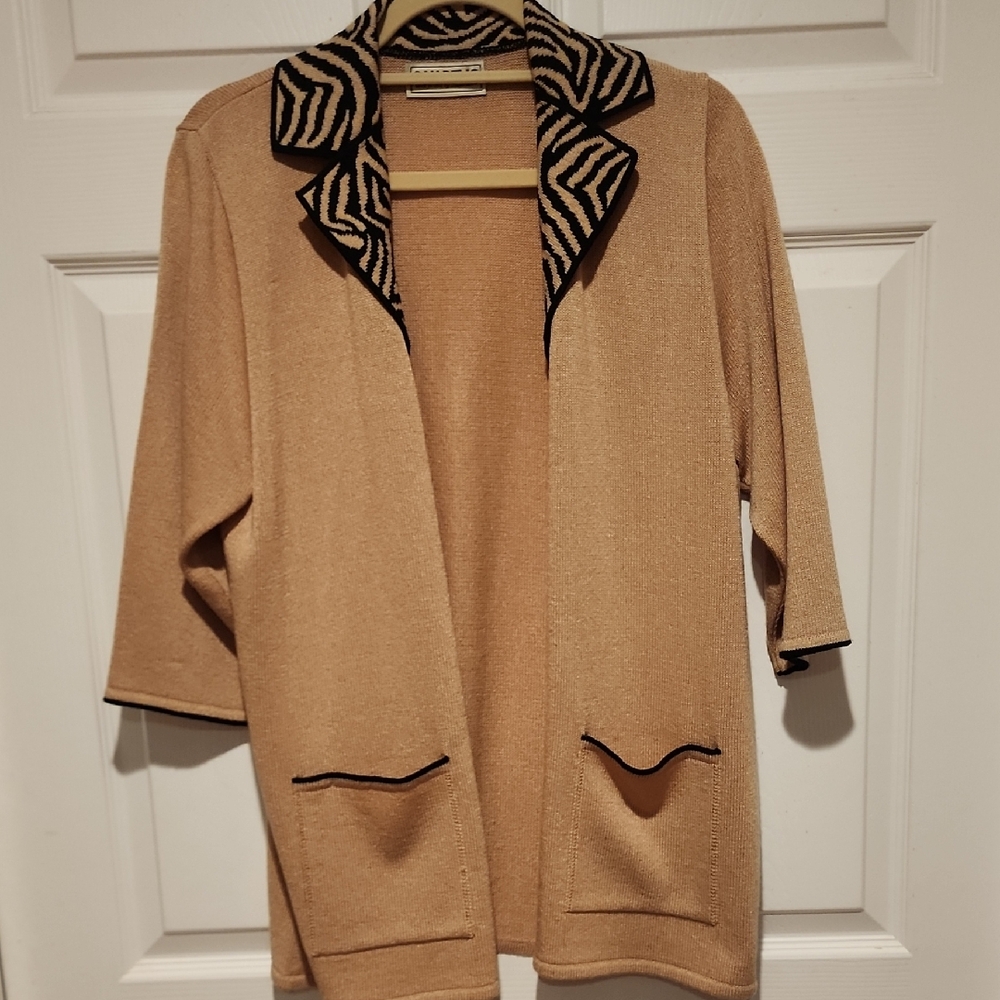 San Remo:  Tan Women's Sweater with Patterned Collar